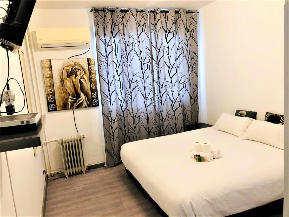 Deluxe room center Madrid Buitenkant foto