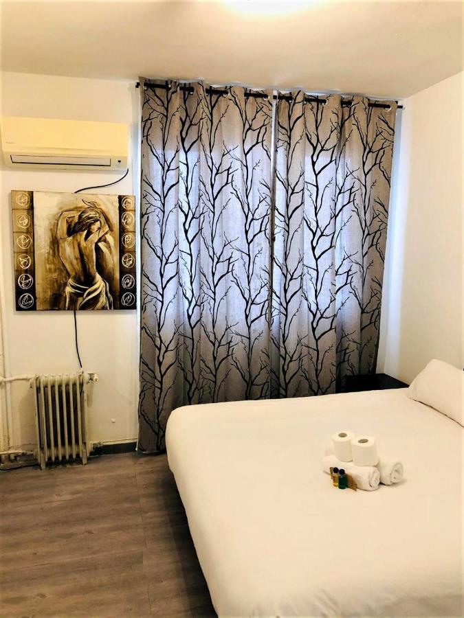Deluxe room center Madrid Buitenkant foto